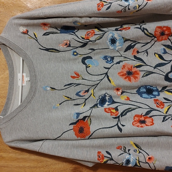 Sundry Gray Floral Embroidered Sweatshirt - Picture 2 of 13